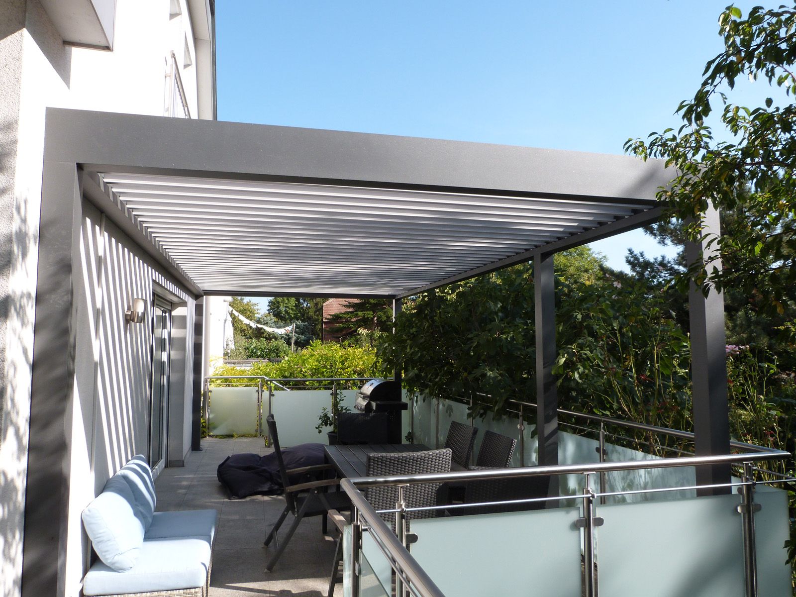 Lamellendach (Bioklimatische Dächer)