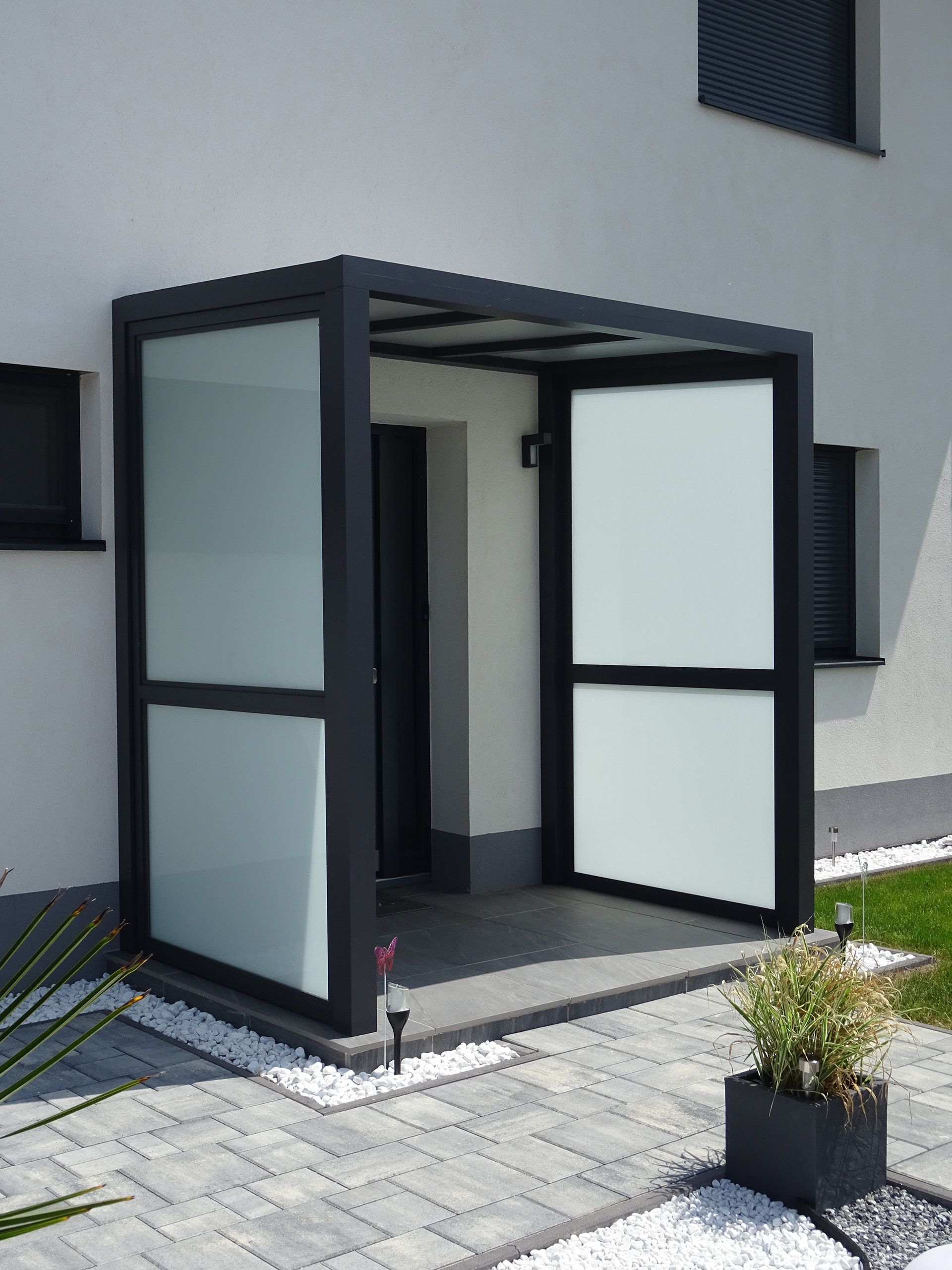 Vordächer & Eingangsüberdachungen