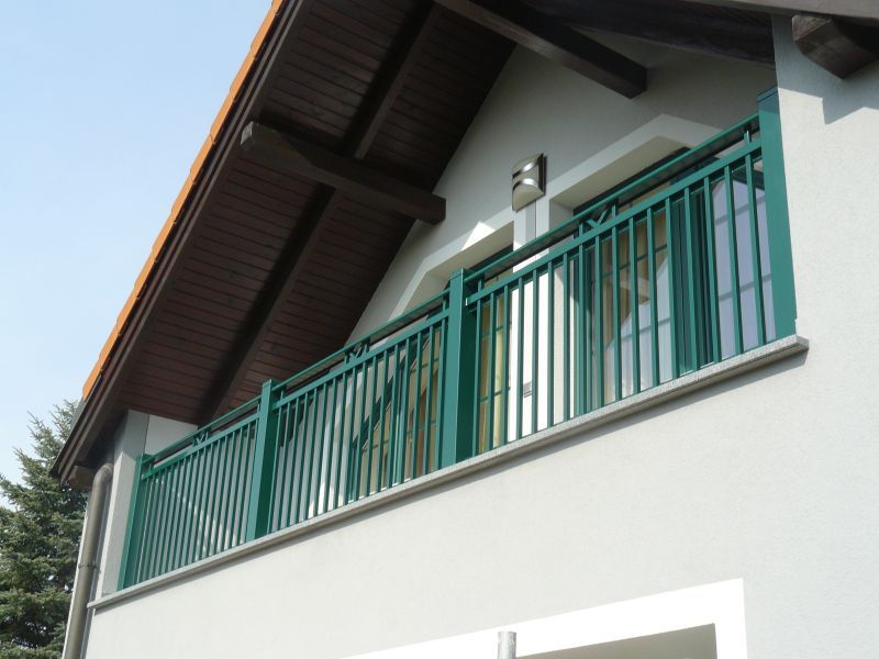 Svislé tyčky 20x20 mm