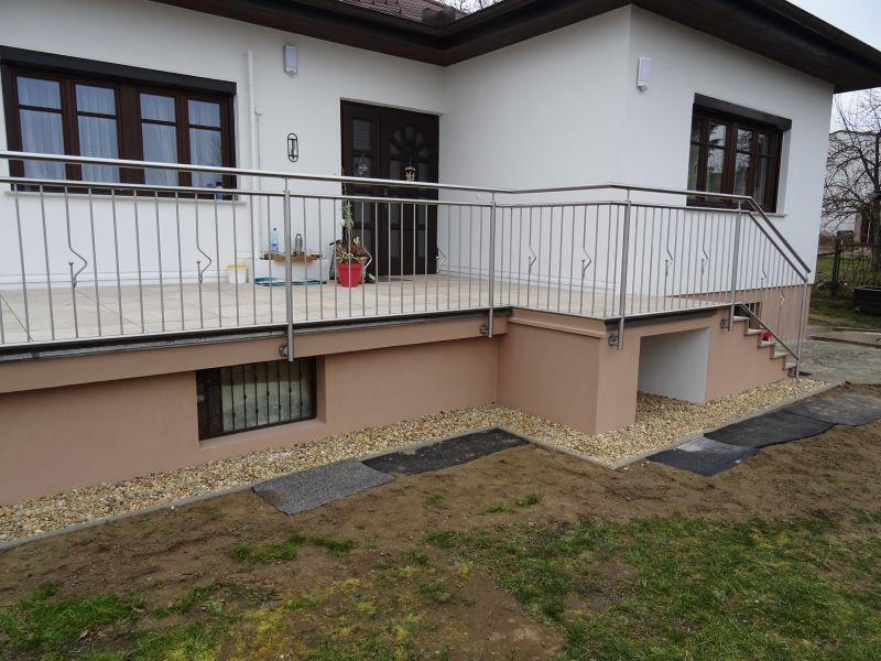 Zábradlí s tyčkami