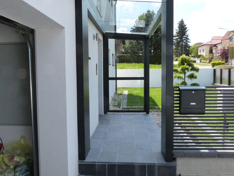 Vchodové stříšky