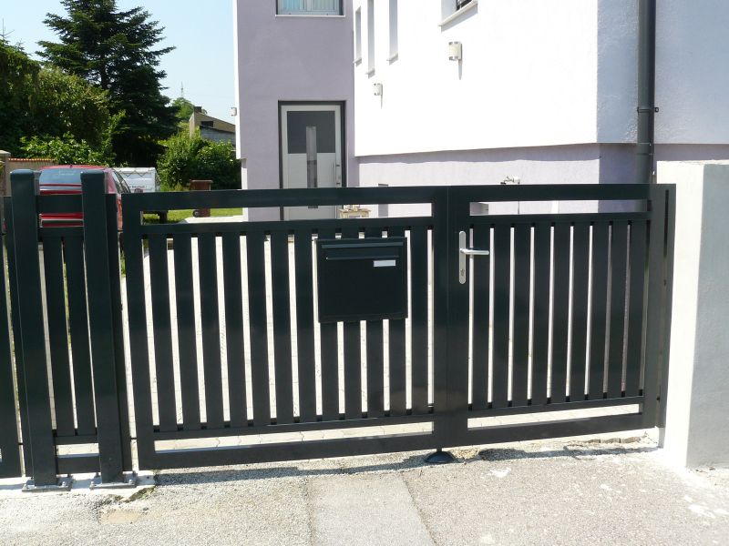 Svislý profil 80x20 mm