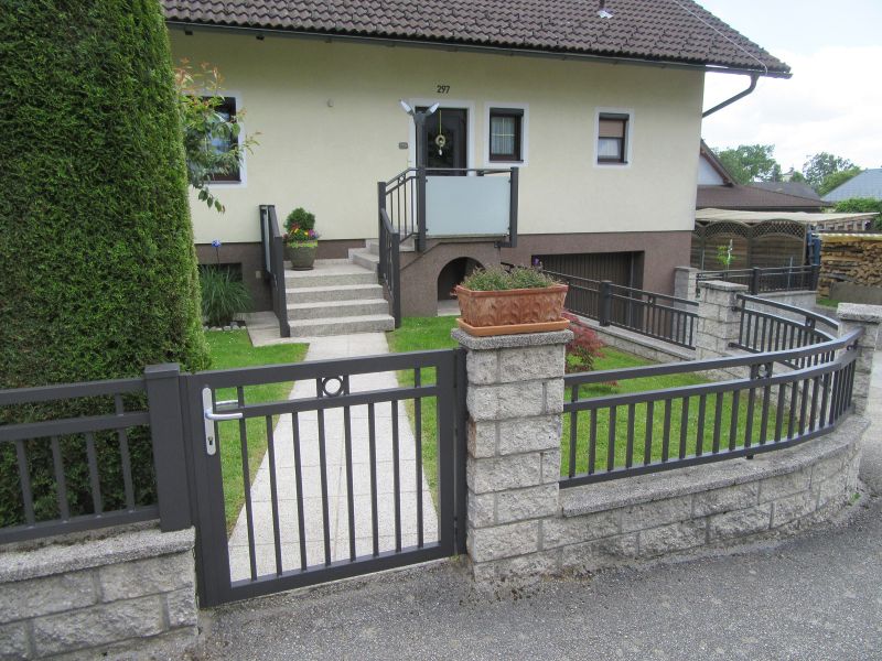 Svislý profil 20x20 mm