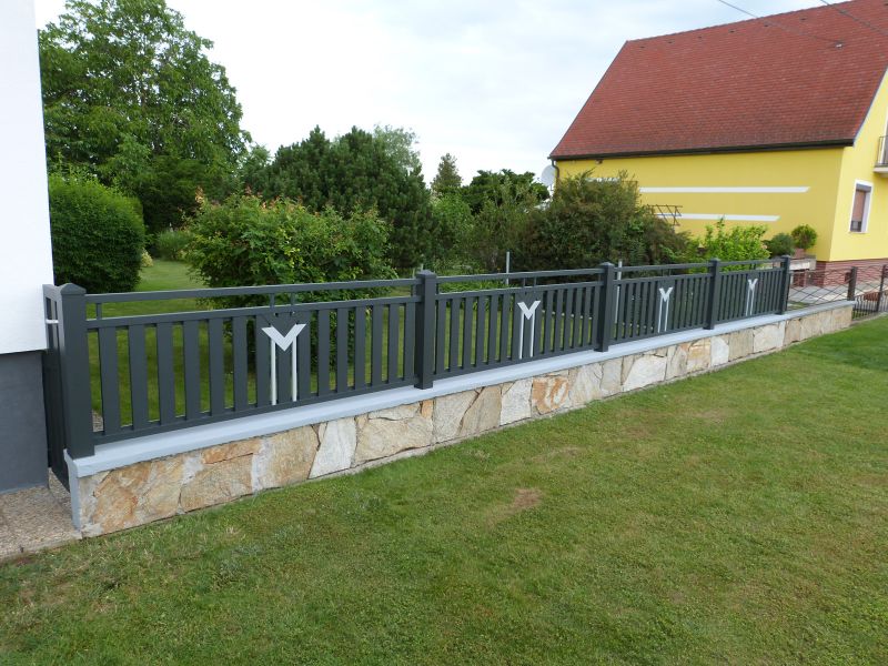 Svislý profil 80x20 mm