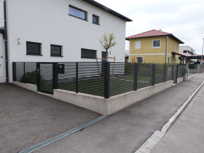 Vodorovné profily 30x30 mm