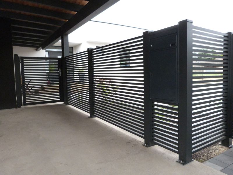 Vodorovné profily 30x30 mm