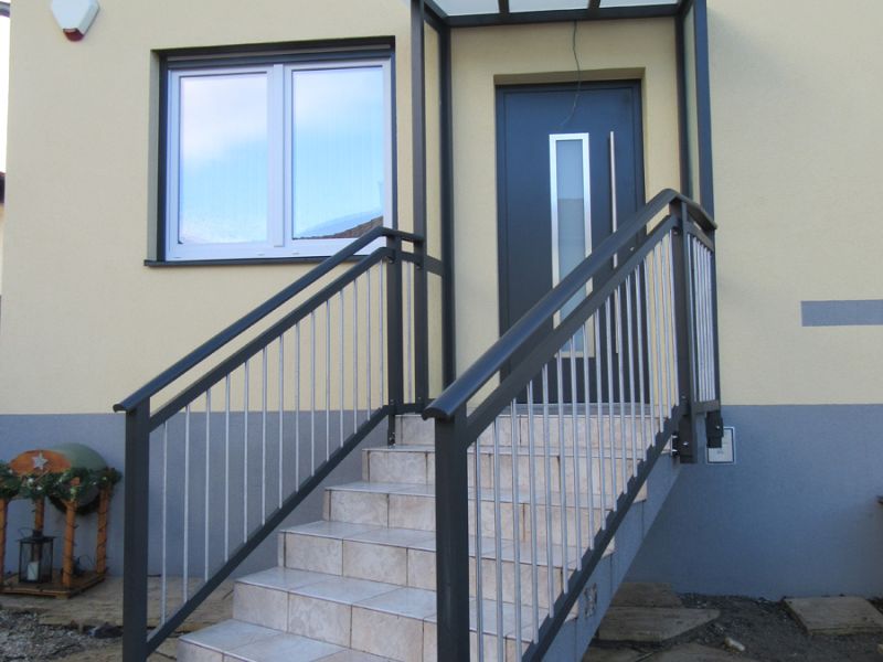 Vchodové stříšky