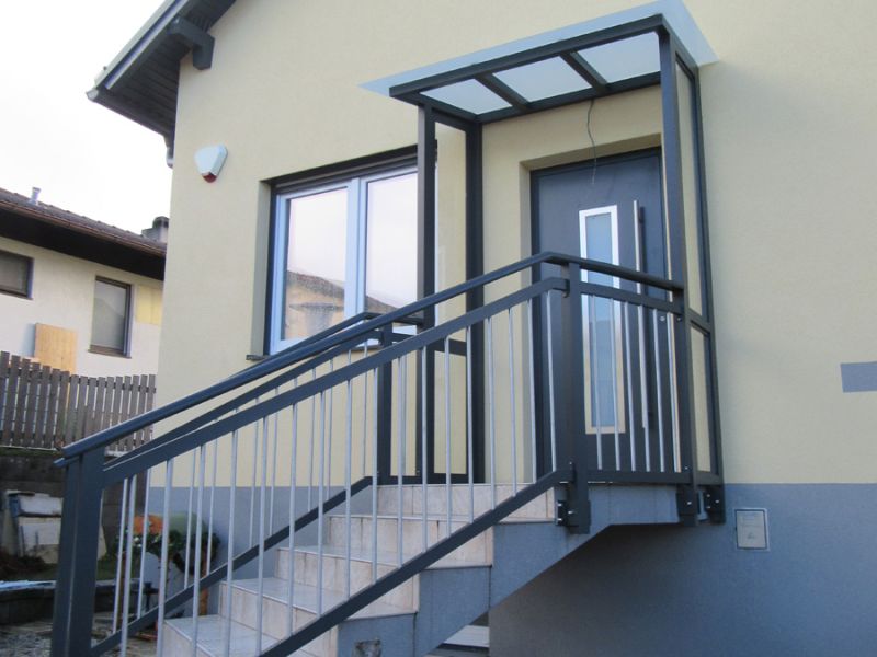 Vchodové stříšky