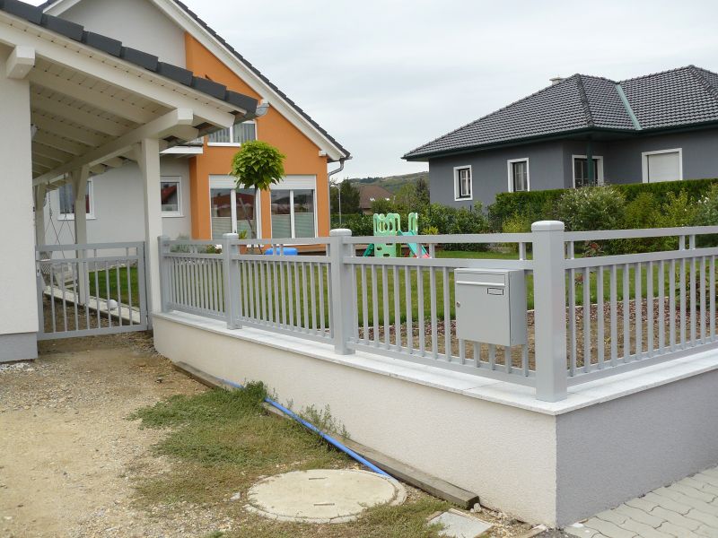 Svislý profil 20x20 mm