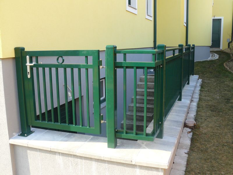 Svislý profil 20x20 mm