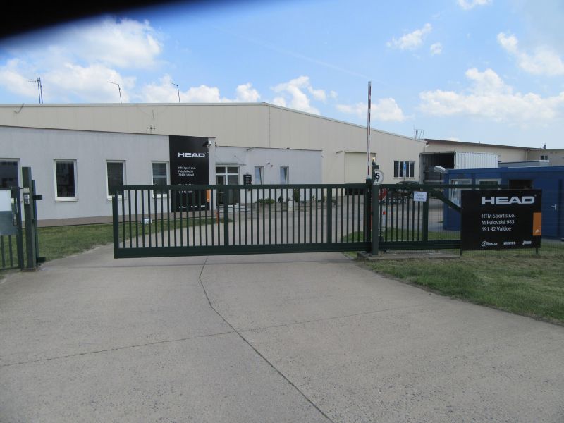 Svislý profil 20x20 mm